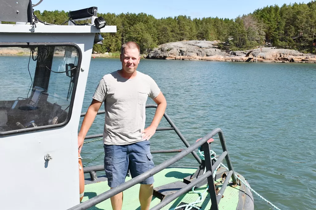 Luottamuksenarvoinen Valtuutettu Ei J Takariviin Vakka Suomen Sanomat