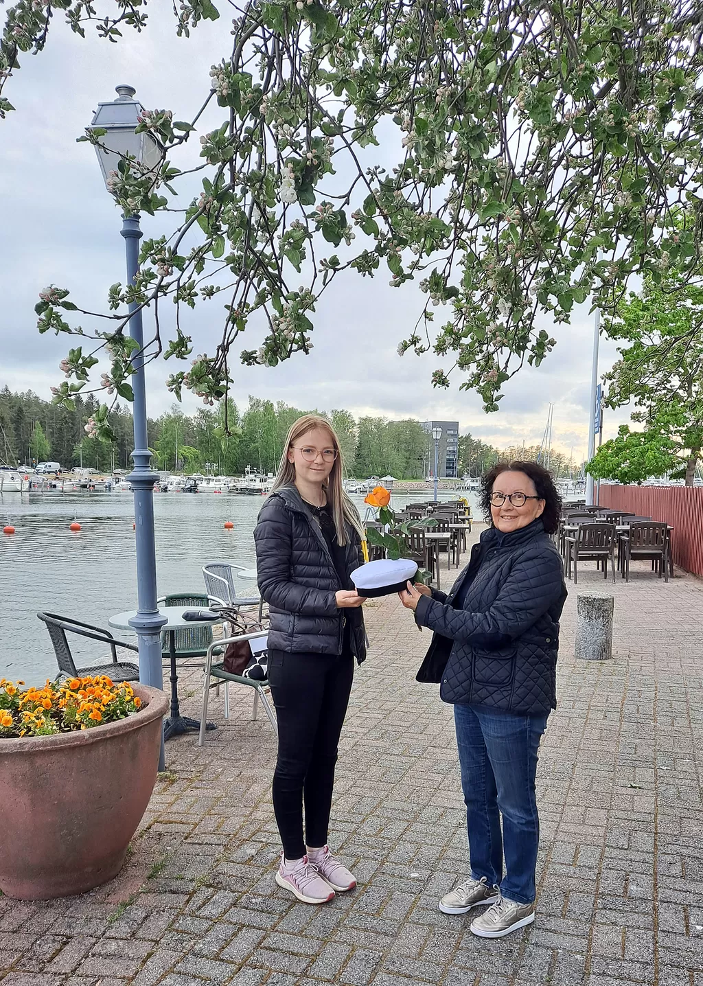 Soroptimistiklubi Lahjoitti Yo lakin Vakka Suomen Sanomat